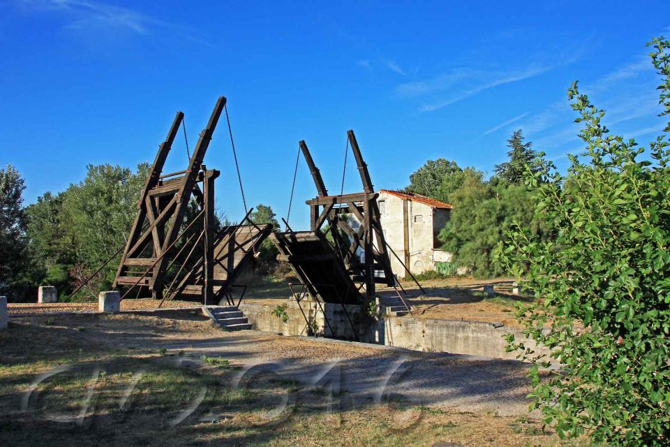 Pont de Langlois, Arles, Autor: charlotte moser